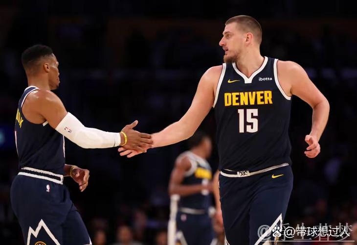 33+10+10！火箭2换1交易成模板，鹈鹕收获年轻约基奇