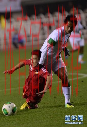 武磊头球破门 亚预赛中国男足1-0小胜印尼